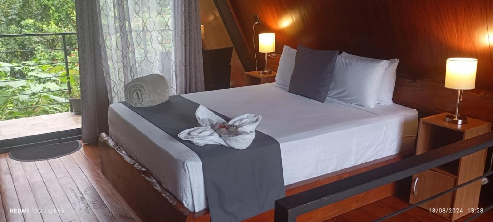 Yarumo Lodge, Rio Celeste Black Chalets Bijagua Zewnętrze zdjęcie